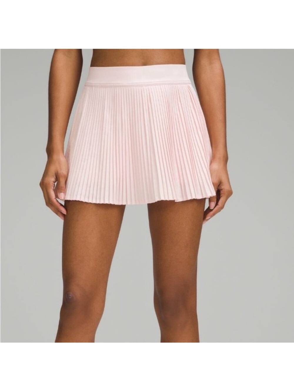 Lululemon Varsity High-Rise
Pleated Tennis Skirt
Strawberry Milkshake Sz-14
